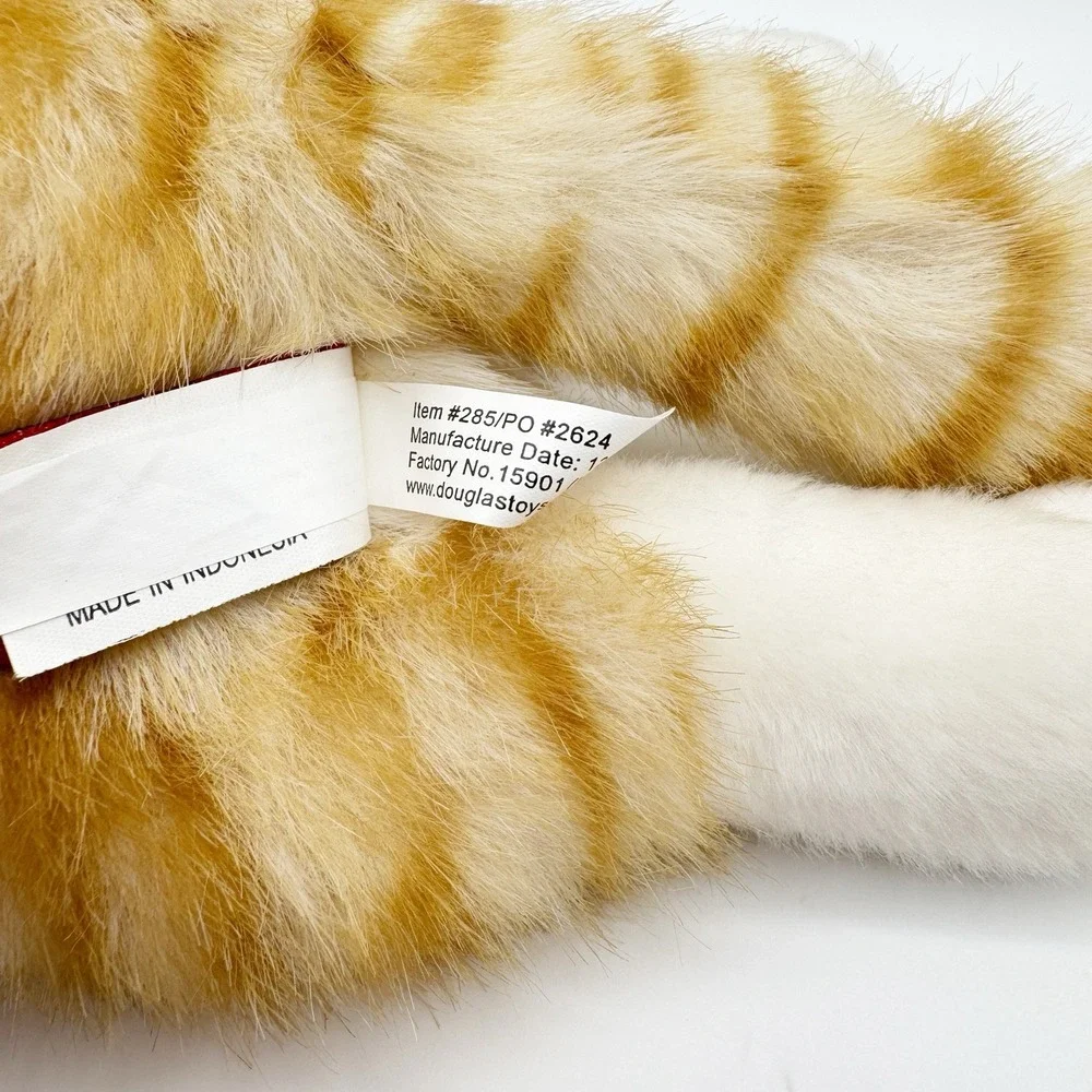 Douglas cuddle toy